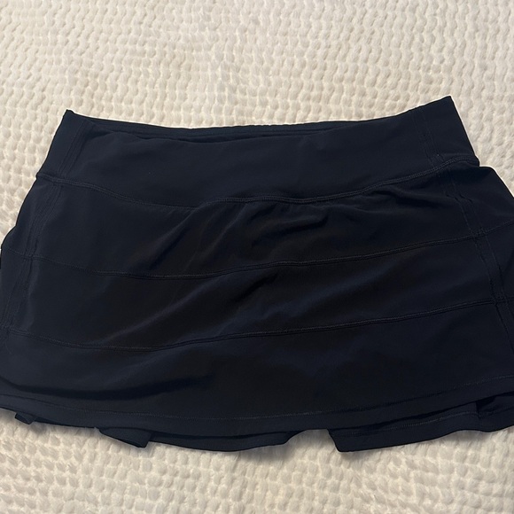 Black Lululemon Skort - Picture 1 of 3